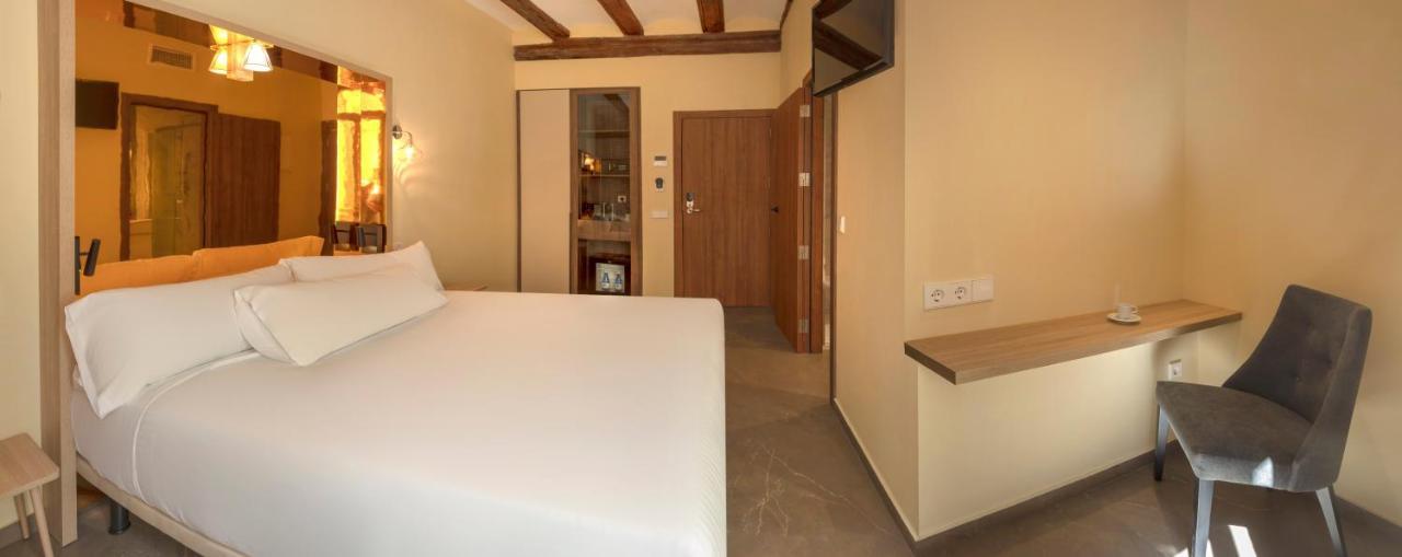 Sh Suite Palace (Adults Only) Valencia Bagian luar foto